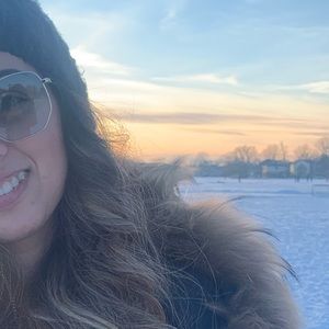 Meet your Posher, Joana